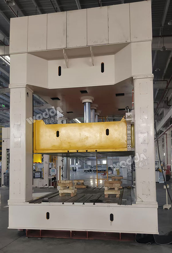 315吨框架式汽车内饰件成型液压机 315吨框架式汽车内饰件成型液压机