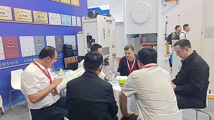 必一运动bsport体育重工 必一运动bsport体育重工