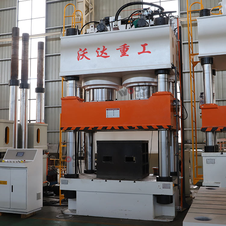 1600吨四柱液压机 1600吨四柱液压机