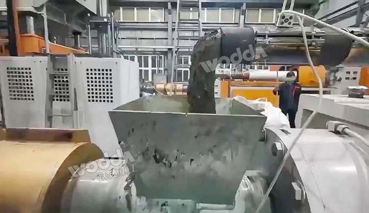 塑化挤出.jpg 塑化挤出.jpg