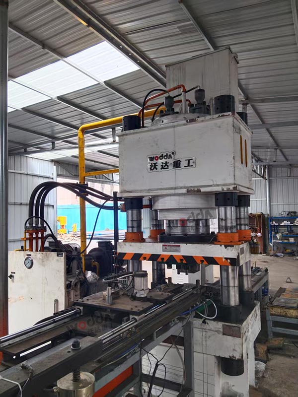 锚杆托盘液压机(500吨四柱液压机) 锚杆托盘液压机(500吨四柱液压机)