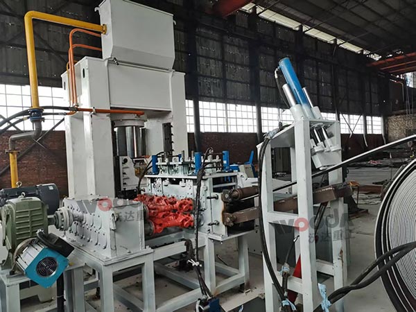 锚杆托盘生产线.jpg 锚杆托盘生产线.jpg