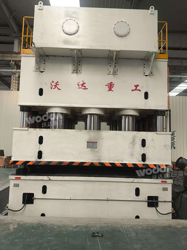 6000吨聚丙烯压滤板成型液压机 6000吨聚丙烯压滤板成型液压机