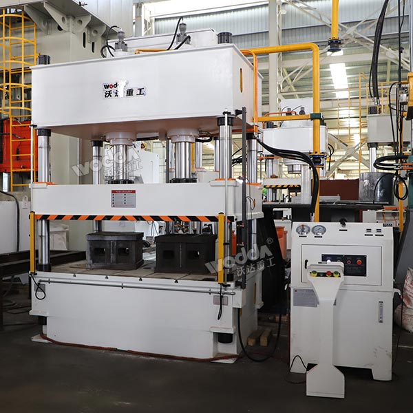 200吨液压机 200吨液压机