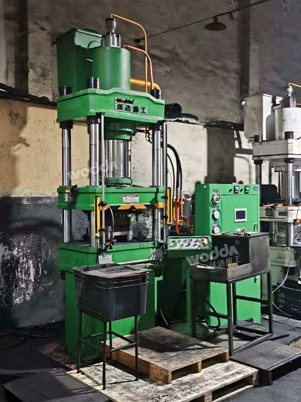 200吨粉末成型液压机 200吨粉末成型液压机