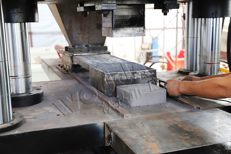 500吨石墨压块成型液压机模具 500吨石墨压块成型液压机模具